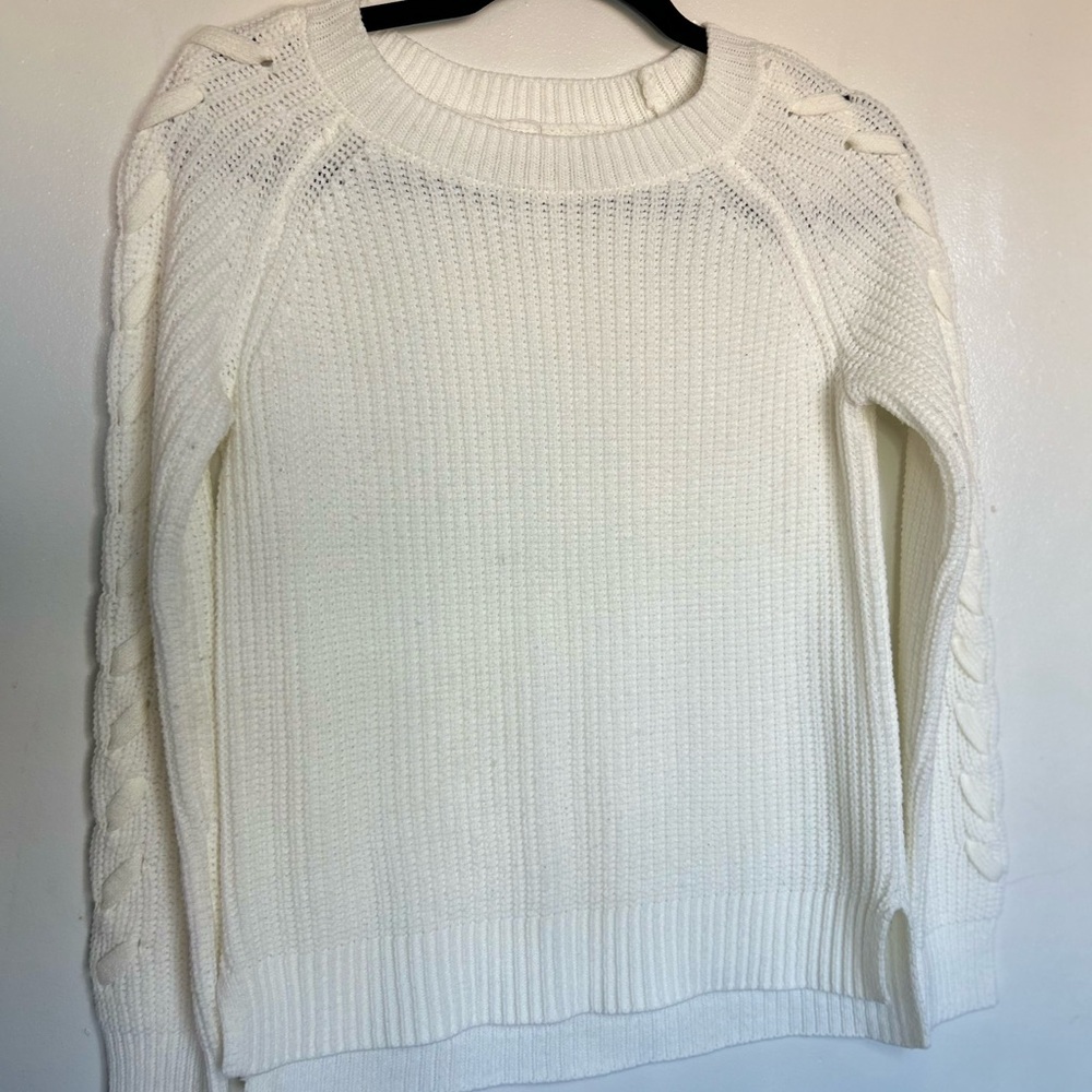 Heritage Women's Sweater‎ - Cream Crew Neck